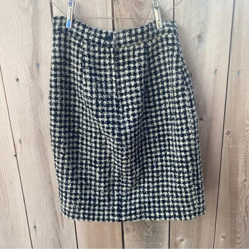 Vintage Valentino wool blend vintage 90’s  mini skirt size 4